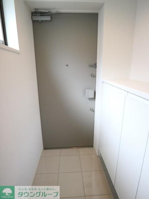 玄関(※写真は同タイプ住戸です。)