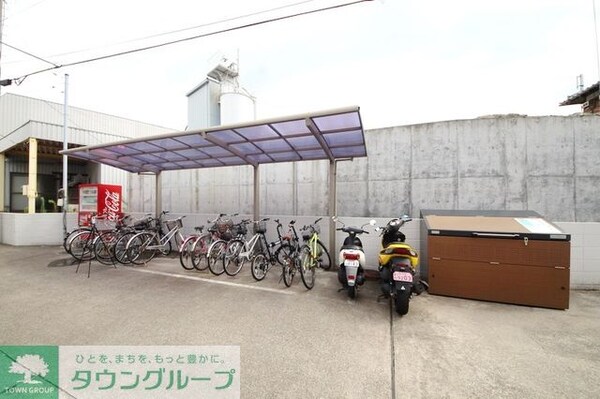 駐車場(駐輪場)