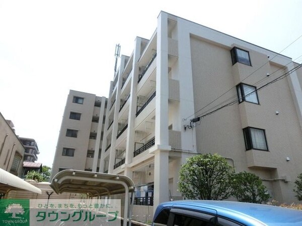外観(駅より徒歩３分の閑静な住宅街に立地)