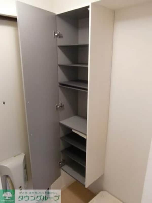 玄関(シューズＢＯＸ付きです。)