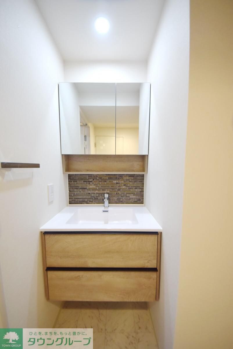 物件内観写真9　(洗面)