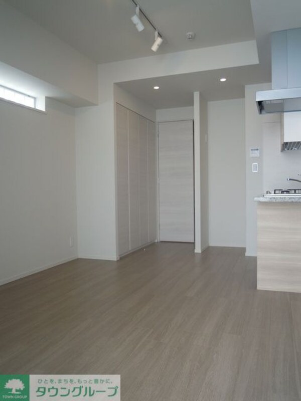 リビング・居室(Eタイプ2014年10月撮影 同タイプ808号室の写真です。)