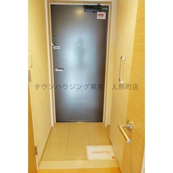 玄関(※写真は同タイプ住戸です。)