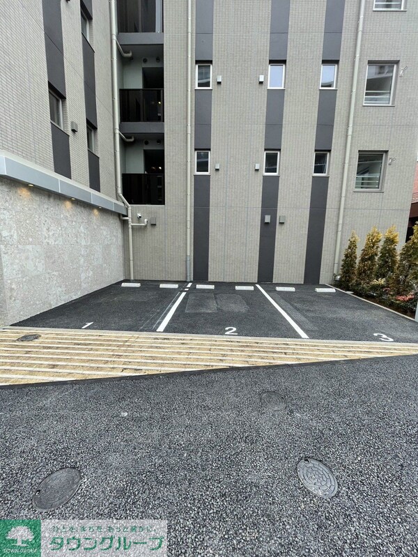 駐車場(エントランス)
