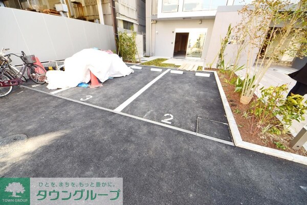 駐車場(駐車場)