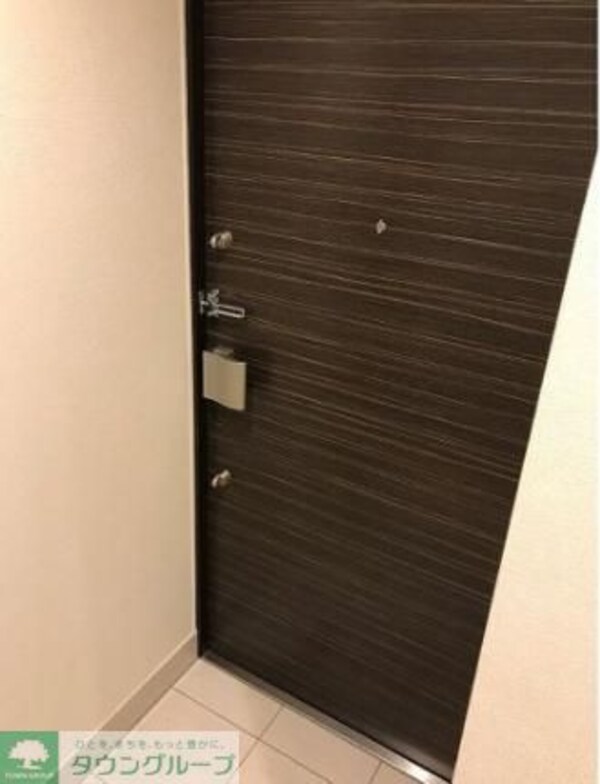 玄関(同間取、参考写真)
