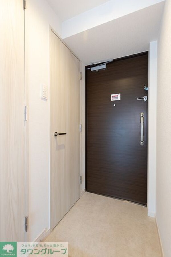 玄関(※写真は同タイプ住戸です。)