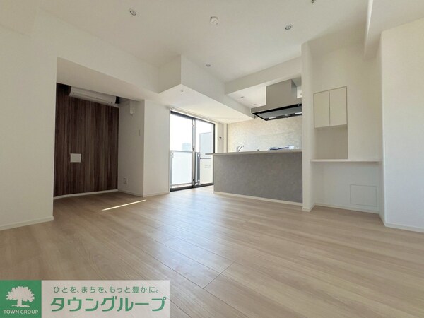 リビング・居室(※別号室参考写真)