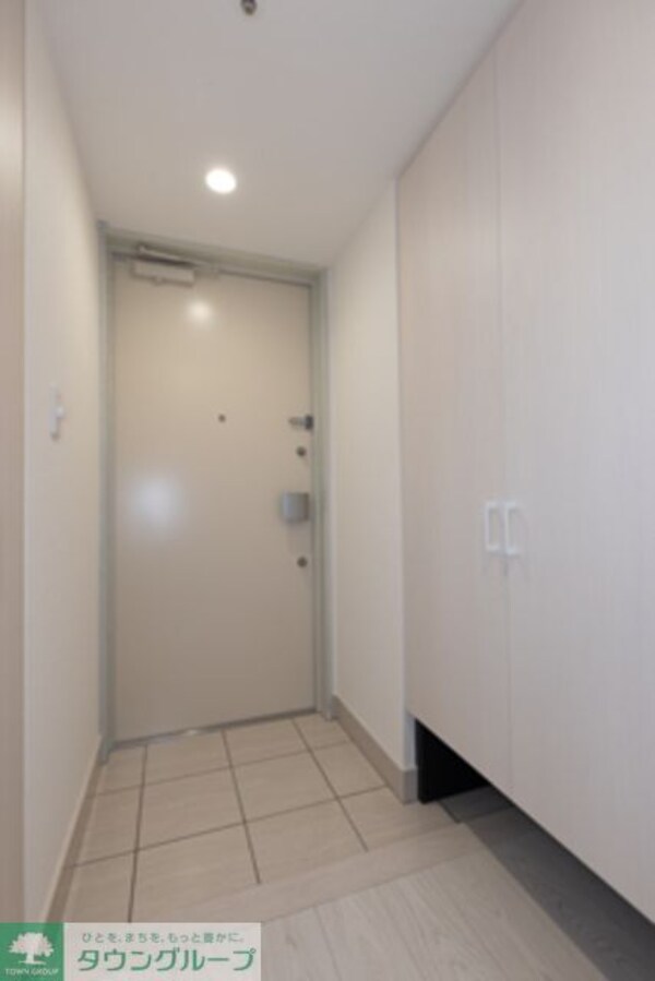 玄関(※写真は同タイプ住戸です。)