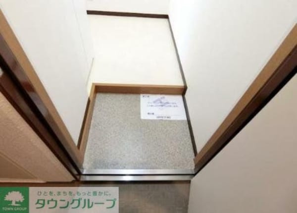 玄関(玄関)