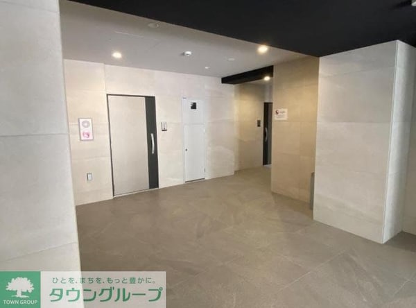 エントランス(エントランス)