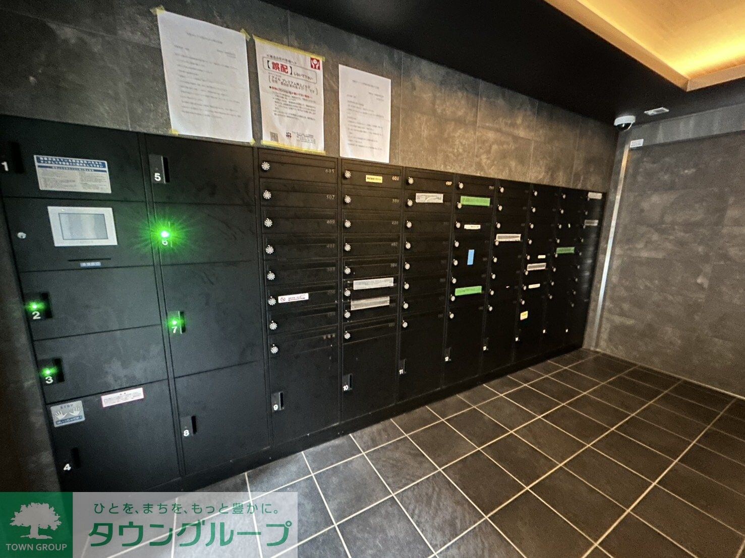 物件内観写真14　(エントランス)