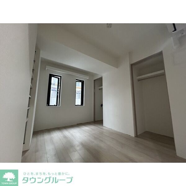 物件内観写真11　(リビング/居室)