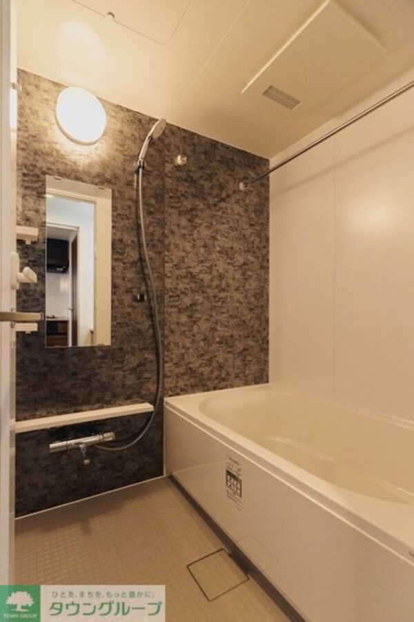 バス／シャワールーム等(※写真は同タイプ住戸です。)