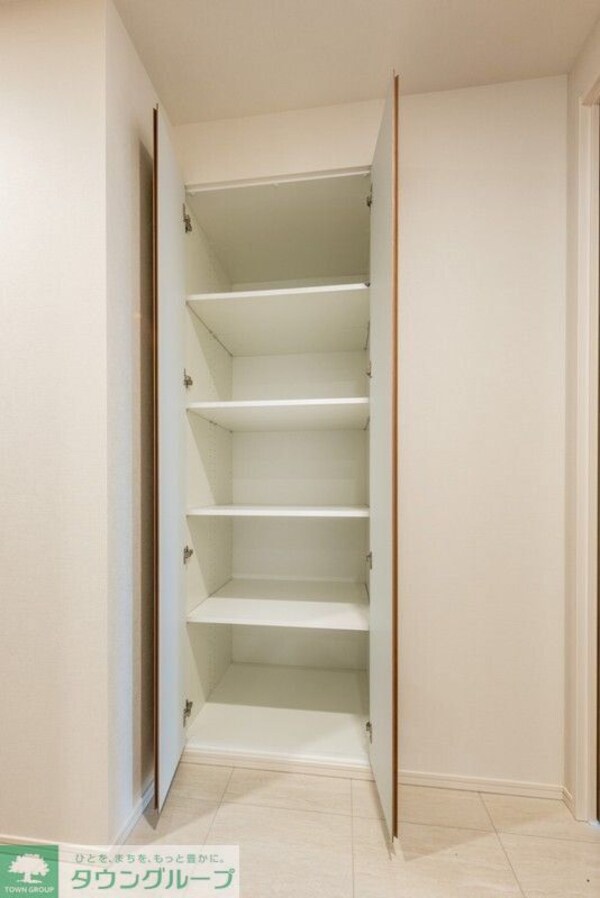 収納(お問合せは(株)タウンハウジング赤坂店へ【03-5563-…)
