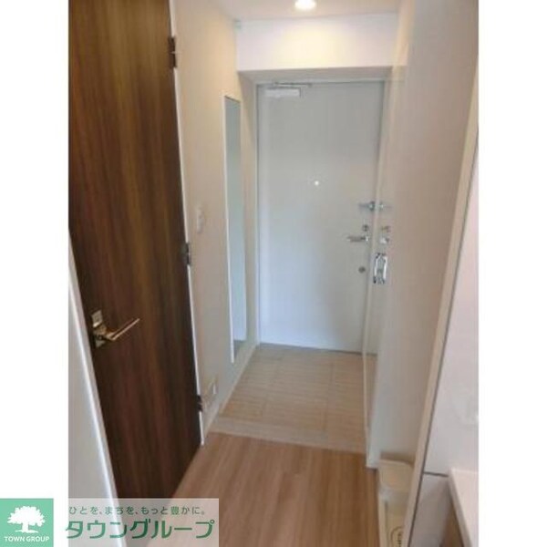 玄関(※写真は同タイプ住戸です。)