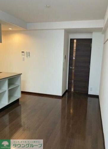 物件内観写真8　(リビング/居室)