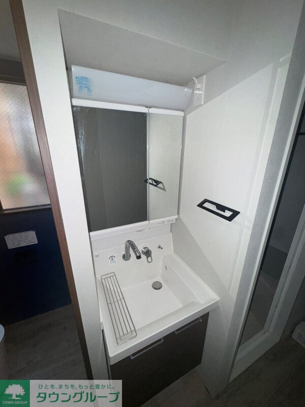 洗面(バス／シャワールーム等)