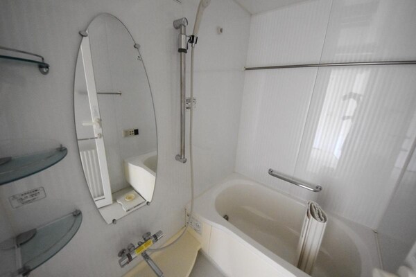 バス／シャワールーム等(バス／シャワールーム等)