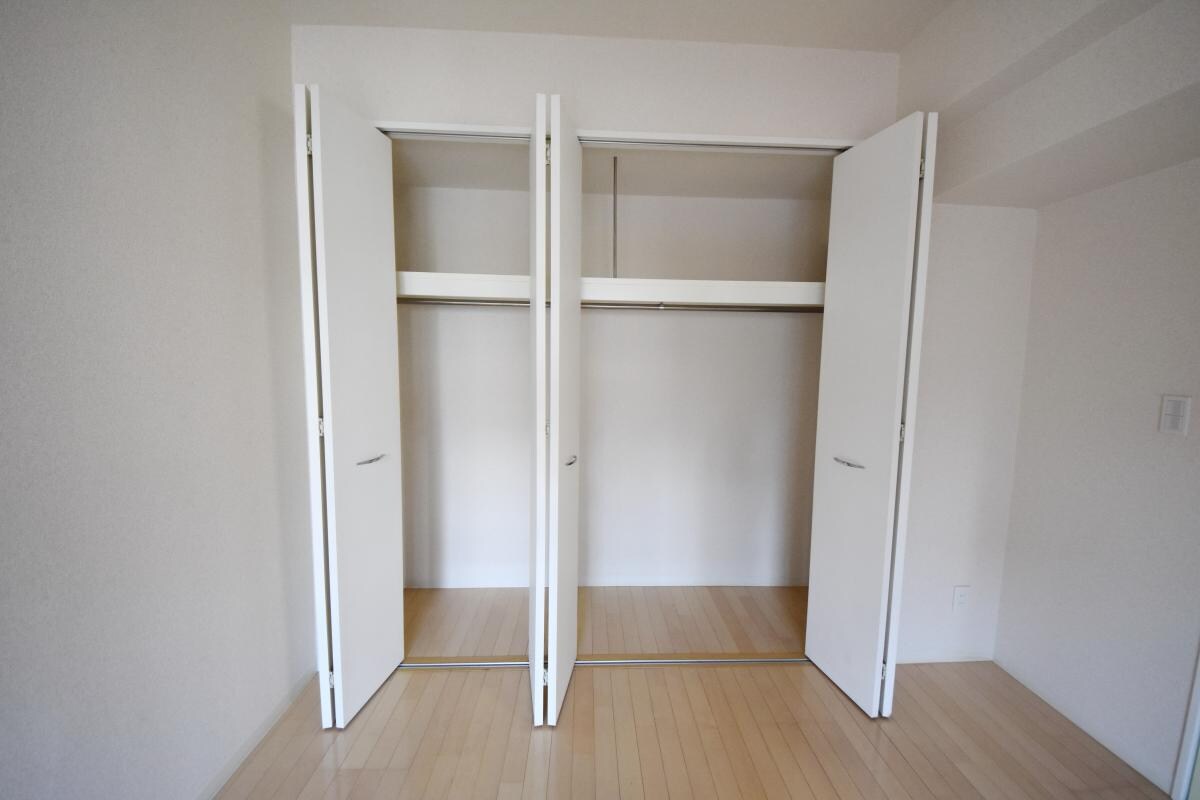 物件内観写真13　(収納)