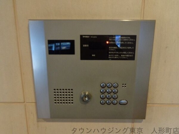 設備(オートロック完備)