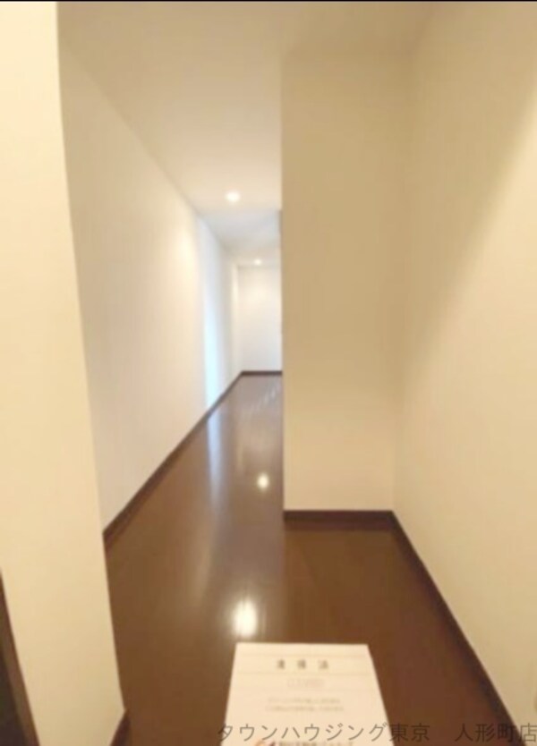 玄関(玄関)