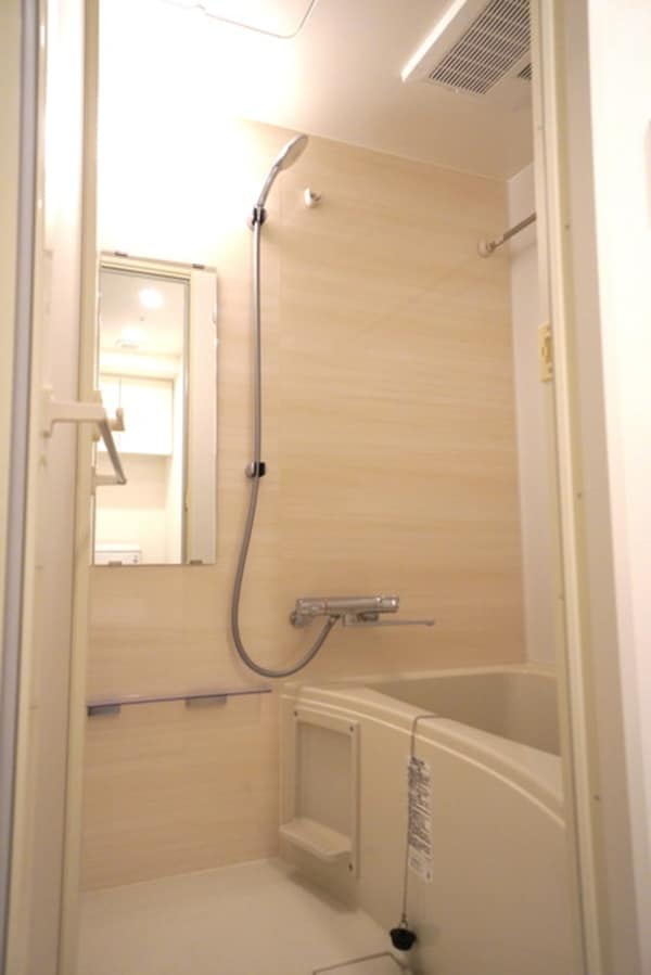 バス／シャワールーム等(※写真は同タイプ住戸です。)