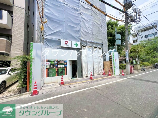 エントランス(駐車場)