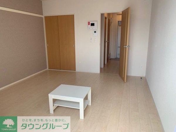 リビング・居室(部屋毎に間取りが異なる場合がございます。)