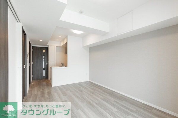 リビング・居室(Dタイプ2021年6月撮影 同タイプ401号室の写真です。)