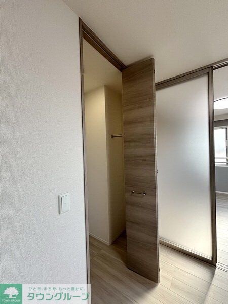 物件内観写真12　(収納)