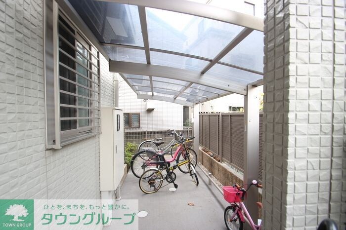 物件内観写真15　(駐車場)