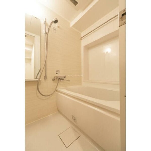 バス／シャワールーム等(※別号室参考写真)