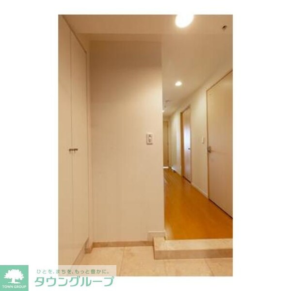 玄関(※写真は同タイプ住戸です。)