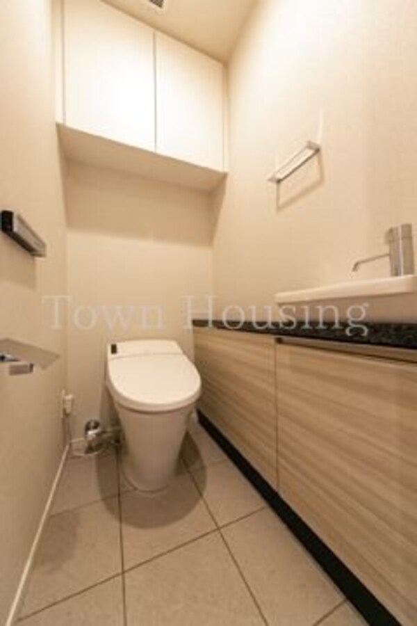 トイレ(お問合せは(株)タウンハウジングレジデンス事業部【03-…)