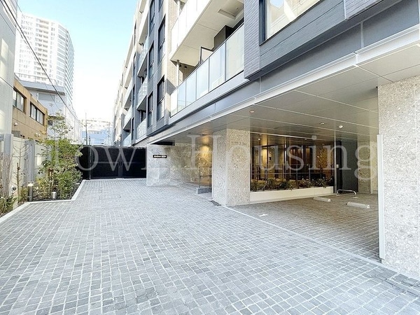 エントランス(お問合せは(株)タウンハウジングレジデンス事業部　赤坂店・…)