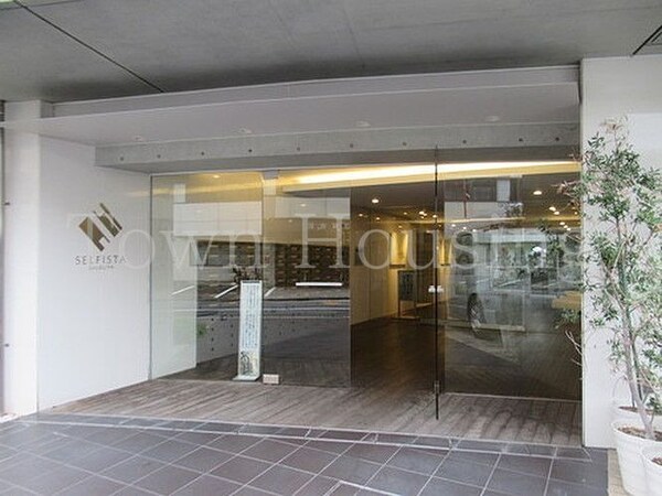 エントランス(タウンハウジングレジデンス事業部　恵比寿店・赤坂店までお問…)