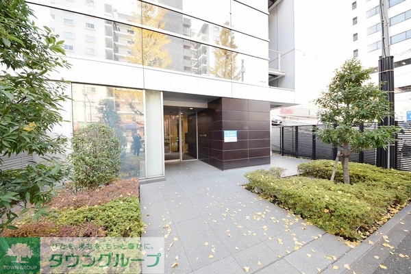 エントランス(お問合せは(株)タウンハウジング東京へ)