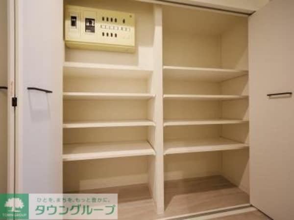 収納(お問合せは(株)タウンハウジング東京へ)