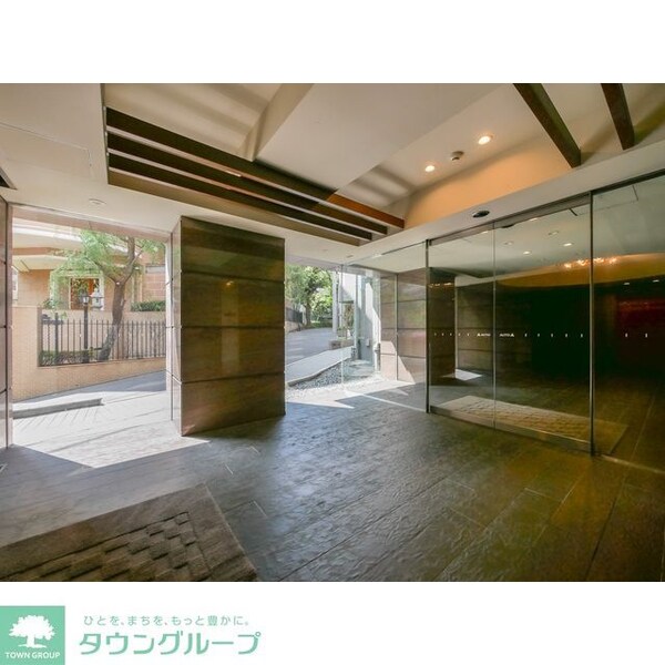 ロビー(お問合せは(株)タウンハウジング東京へ)