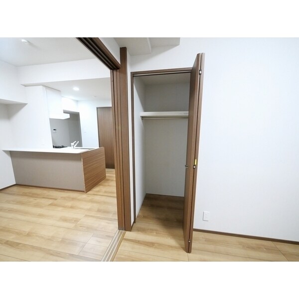 収納(お問合せは(株)タウンハウジング東京へ)