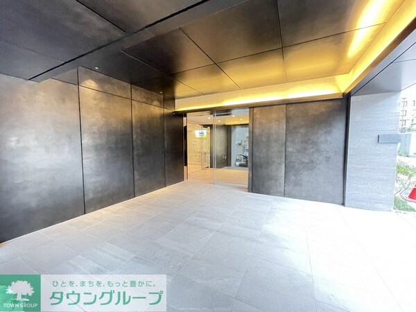 エントランス(お問合せは(株)タウンハウジング東京へ)