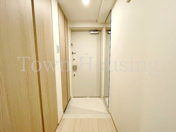 玄関(お問合せは(株)タウンハウジングレジデンス事業部【03-…)