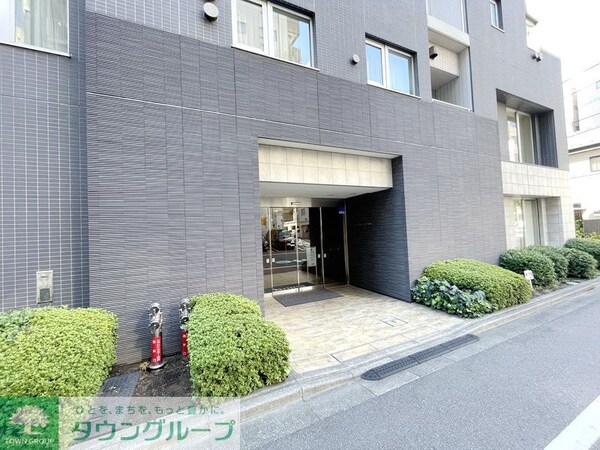 エントランス(お問合せは(株)タウンハウジング東京へ)