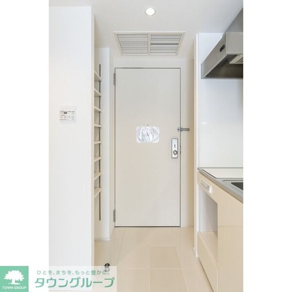 玄関(お問合せは(株)タウンハウジング赤坂店へ【03-5563-…)