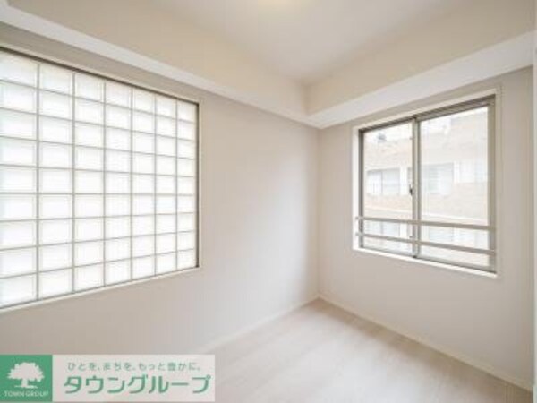 寝室(お問合せは(株)タウンハウジング東京へ)