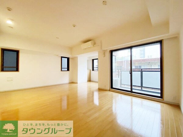 リビング・居室(お問合せは(株)タウンハウジング赤坂店へ【03-5563-…)