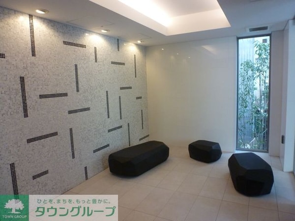 エントランス(2013年11月撮影)