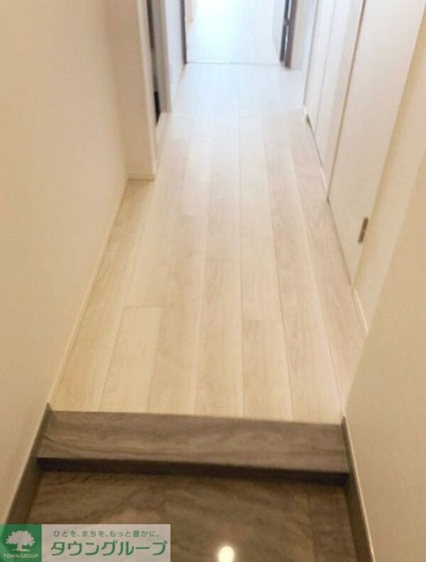 玄関(※写真は同タイプ住戸です。)