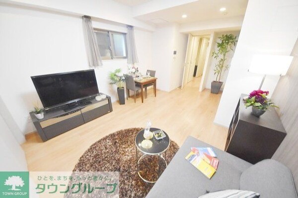 リビング・居室(お問合せは(株)タウンハウジングレジデンス事業部　赤坂店・…)